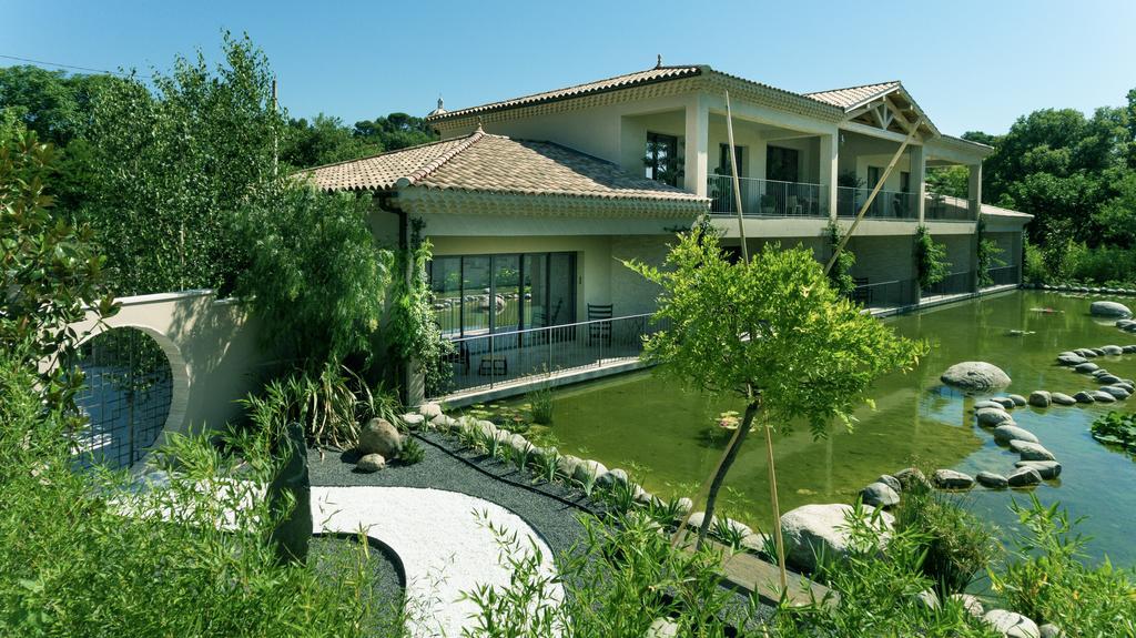 Maison Du * Les Angles (Gard)